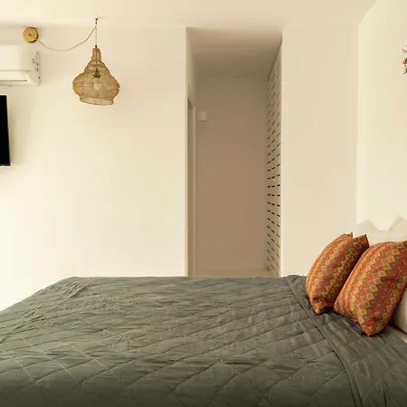 Tagoo Mykonos Апартаменты *